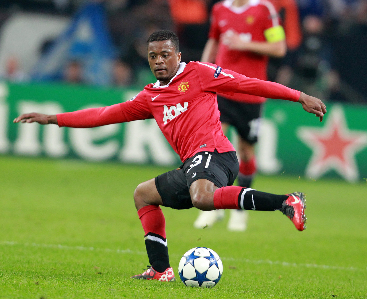 一个世界再 一个世界再